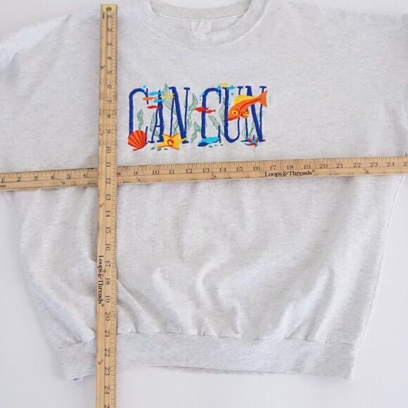 Vintage Cancun Embroidered Sweatshirt Gray Tropical Fish Graphic Vacation Y2K M - Picture 3 of 10